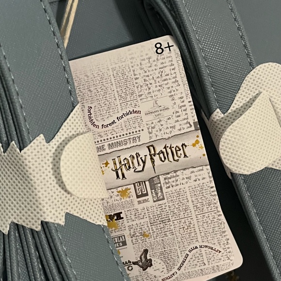 Loungefly Books A Million Exclusive Harry Potter Hermione Books Flowers … - Picture 7 of 10